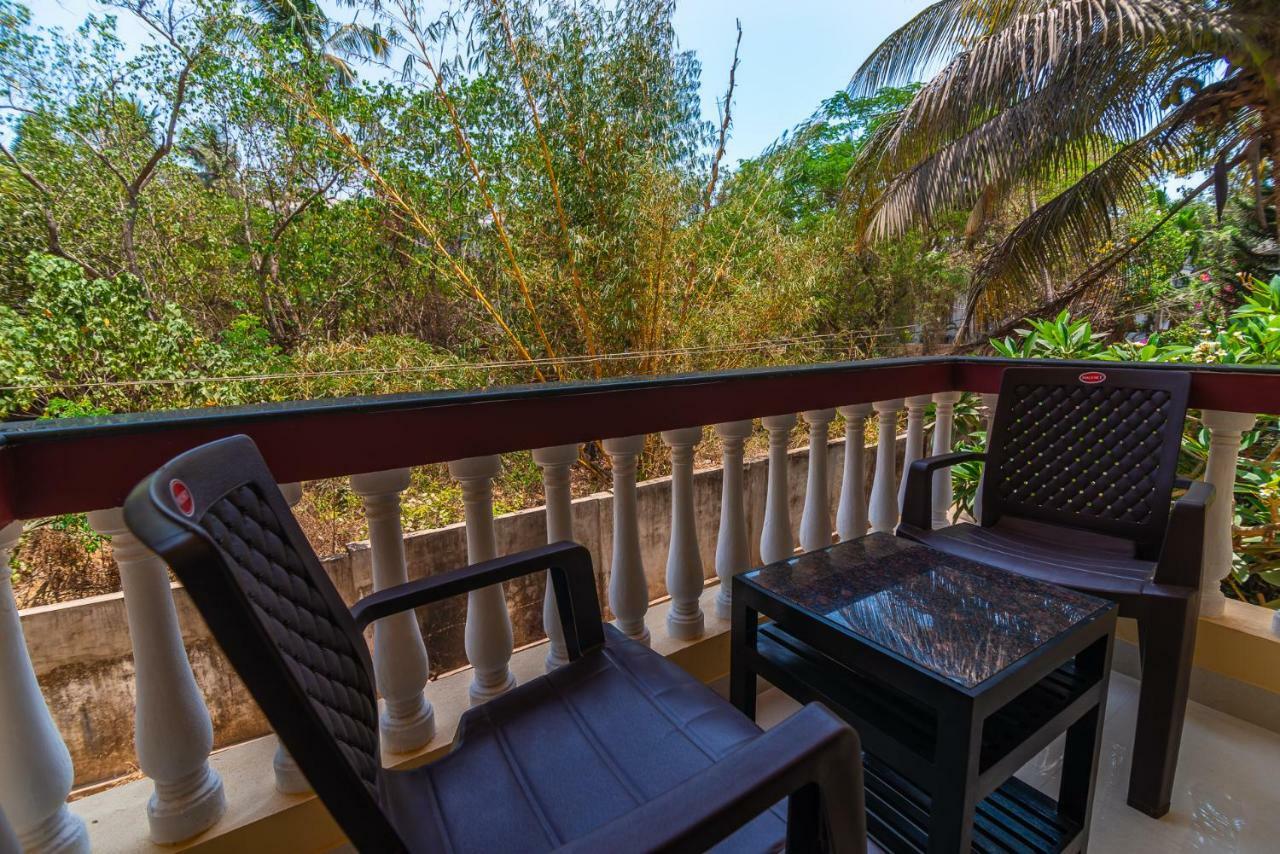 Di Casa Resort Калангуте Екстериор снимка