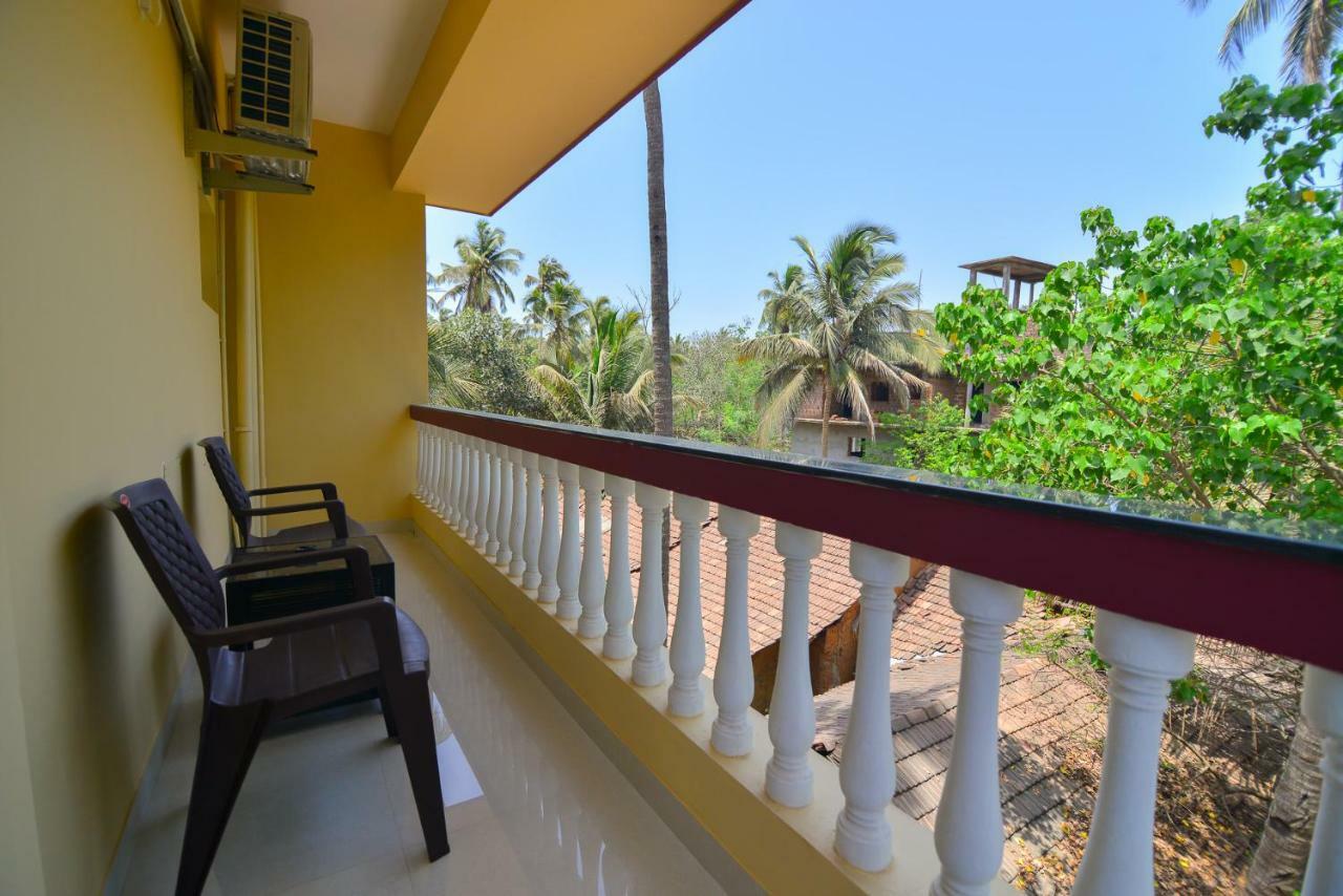Di Casa Resort Калангуте Екстериор снимка
